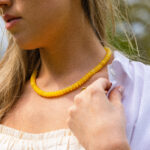 gele kralenketting