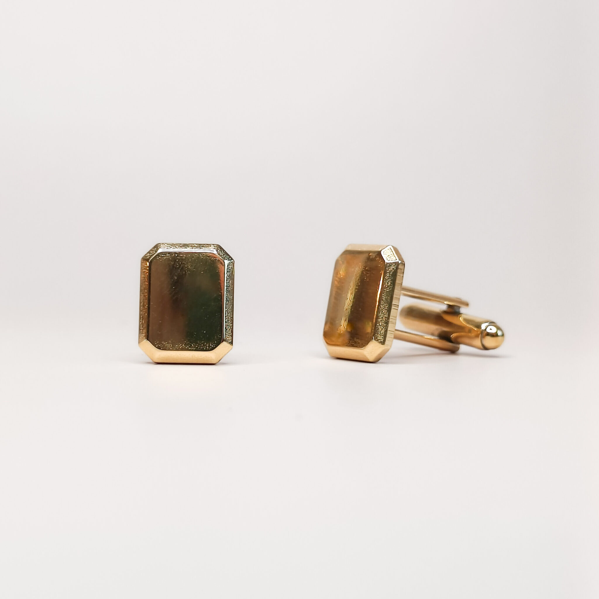 schild manchetknopen goud | klassieke manchetknopen verguld