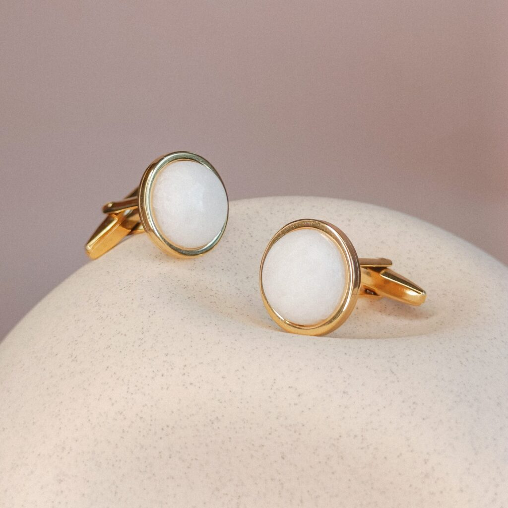 Witte Jade Manchetknopen | Goud